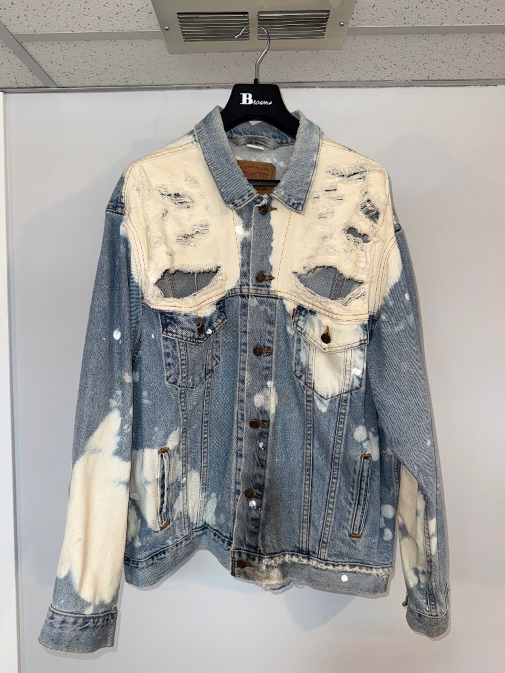 LEVI’S Custom Denim Jacket Patch/Distress/Paint/Graffiti Size XL
